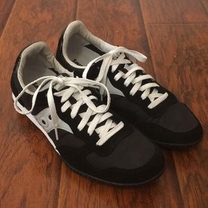 Never Worn Men’s Sauconys